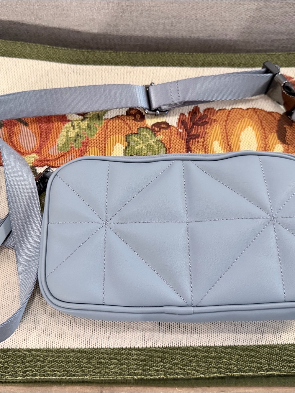 Simply Vera Vera Wang Light Blue Quilted Crossbody Bag/fanny pack